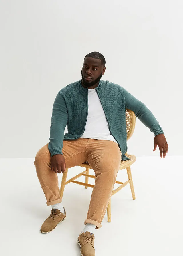 Chaqueta de punto con corte cómodo Verde grisáceo