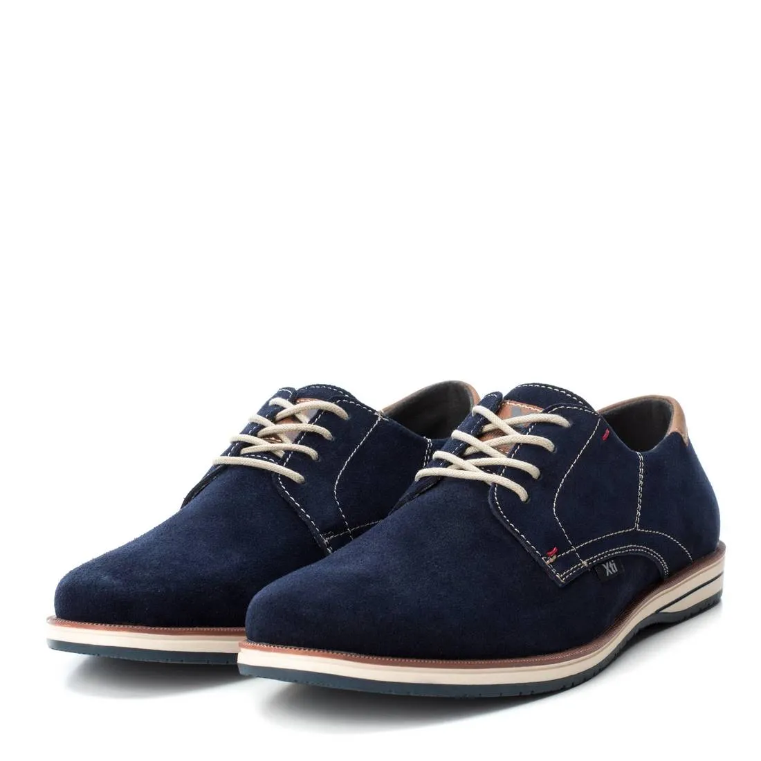 ZAPATO DE HOMBRE XTI BASIC 03408701